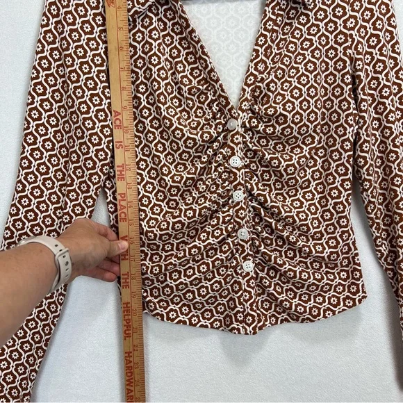 Anthropologie Maeve Ruched Shirt Size Medium Retro Graphic Print Y2K Inspired - Picture 4 of 9